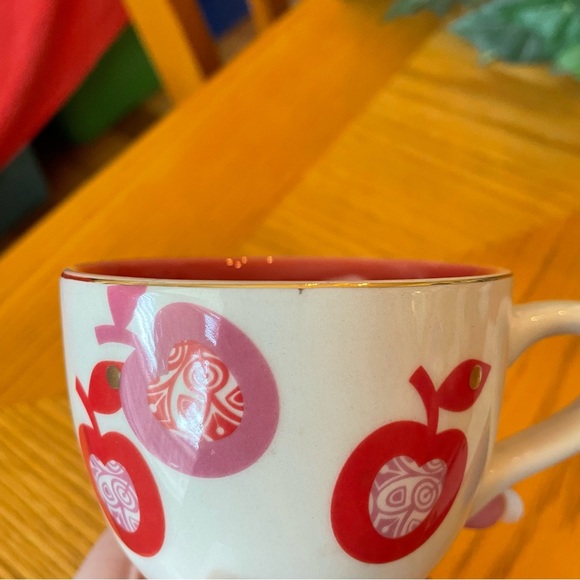 Anthropologie Apple Pedestal Mug - Picture 7 of 8